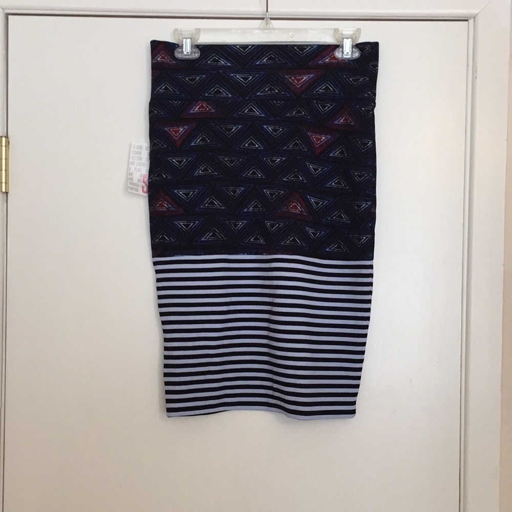 S LuLaRoe Cassie Skirt‎